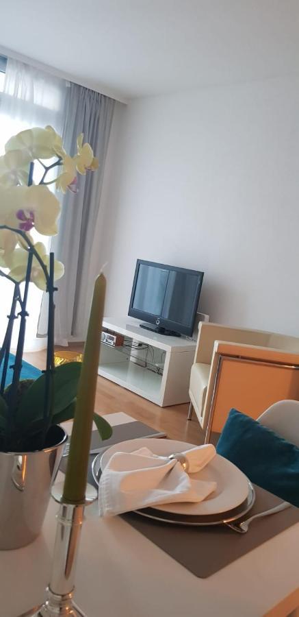 Apartment`s Nr 2 In Stadtmitte * Stuttgart