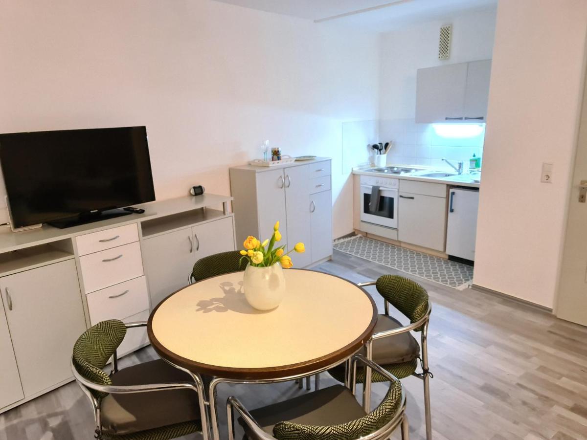 Apartment`s Nr 2 In Stadtmitte Apartment
