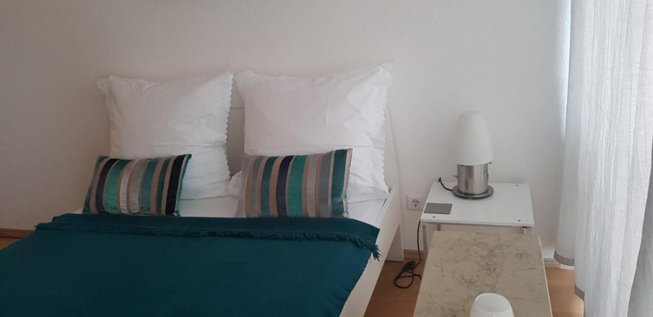 Apartment's Nr 2, 2b Und 2c In Stadtmitte Штутгарт