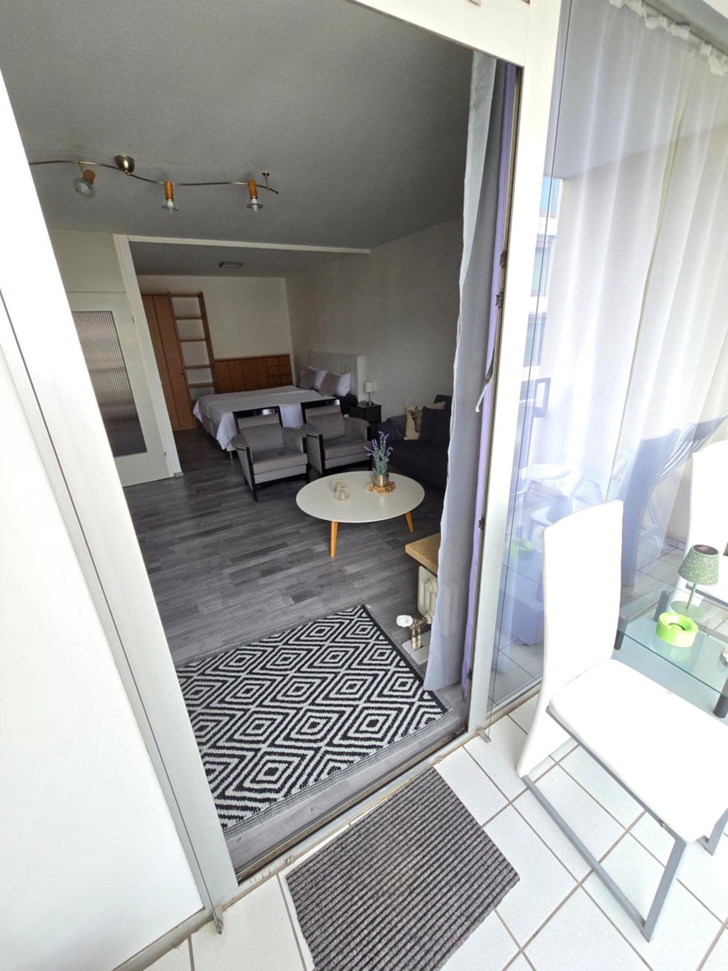 Apartment`s Nr 2 In Stadtmitte Apartment Stuttgart